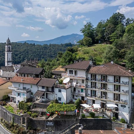 Guesthouse Giulietta E Romeo Cossogno Екстериор снимка