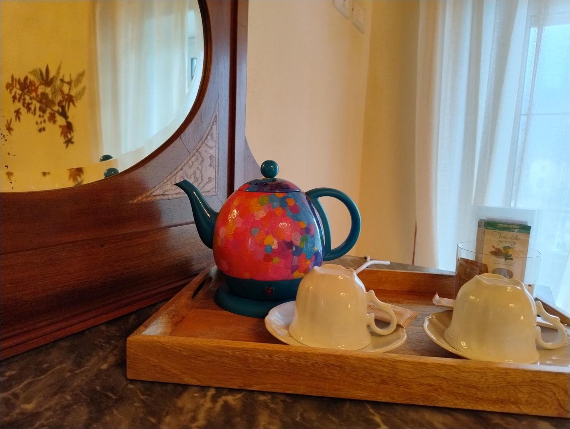 Guesthouse Giulietta E Romeo Cossogno Екстериор снимка