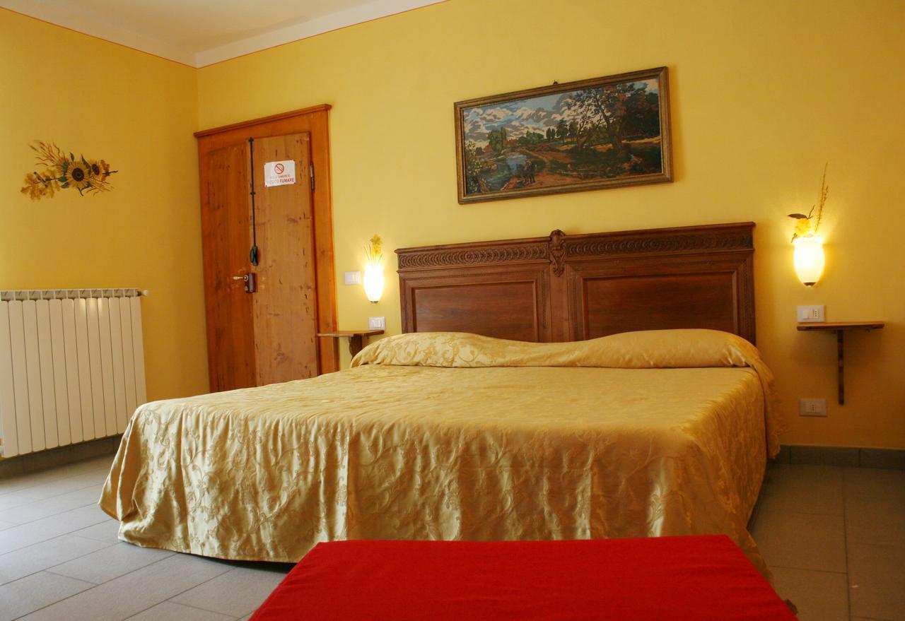 Guesthouse Giulietta E Romeo Cossogno Екстериор снимка